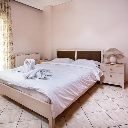 Elegant With 2 Bedrooms