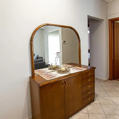 Elegant With 2 Bedrooms * Selanik